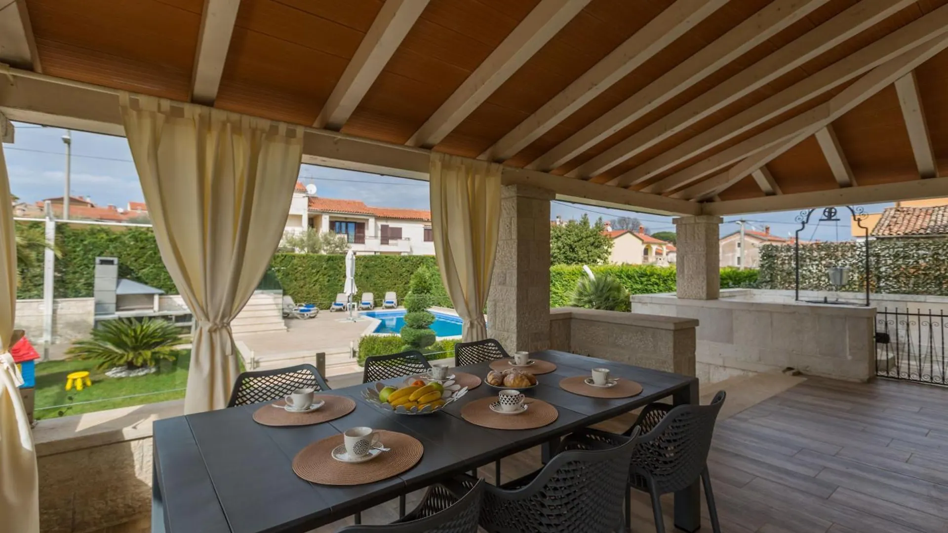 Villa Anabel Bei Porec Mit Pool, Jacuzzi Und Sauna Kastelir 0*,